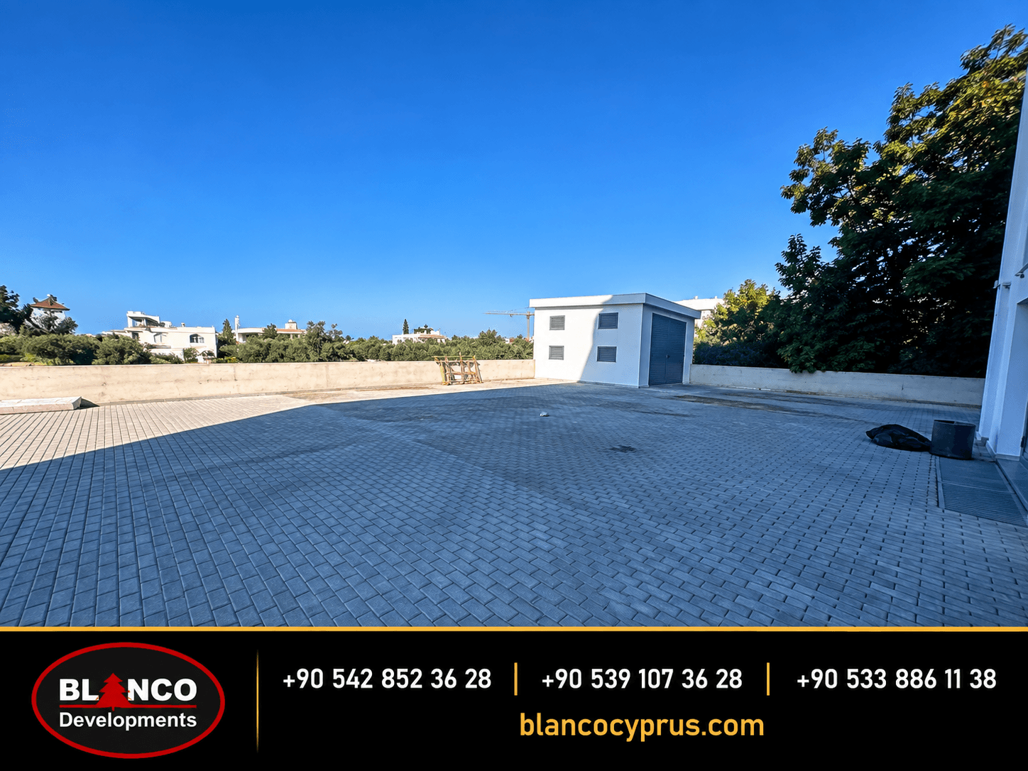 ÖZANKÖY ANA YOL ÜZERİNDE 510 m² GENİŞ KULLANIM ALANLI KİRALIK TİCARİ DÜKKAN 4